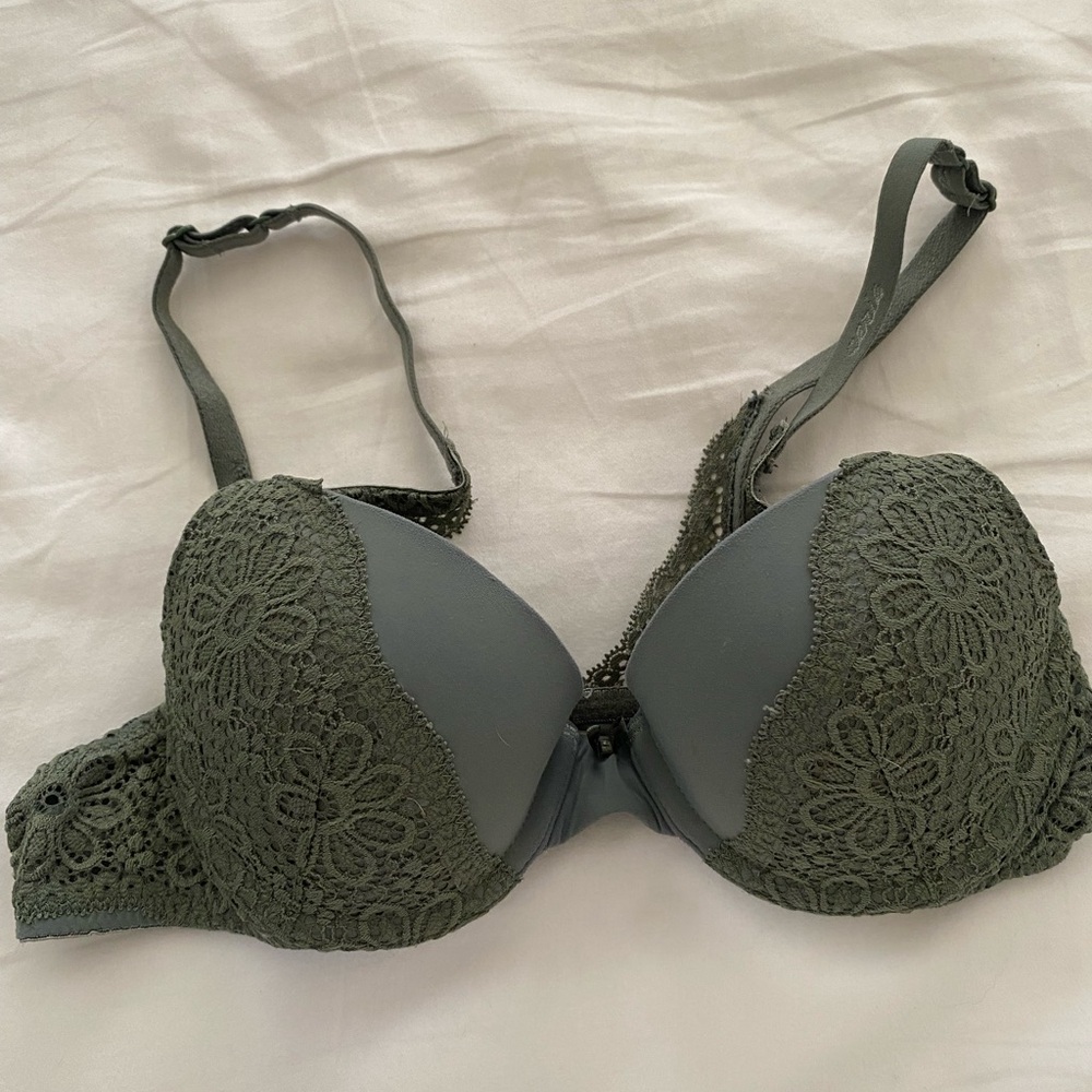 Aerie Lace Push-Up Bra in Olive
